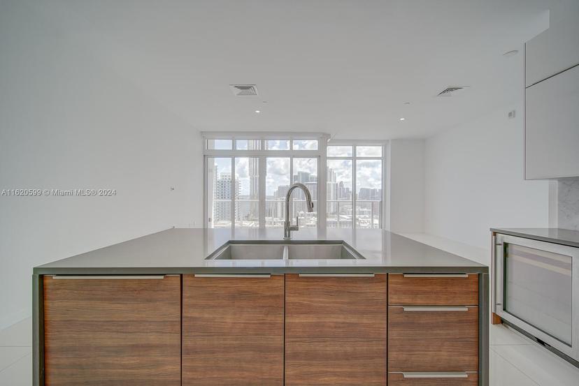 Picture of 601 NE 27Th St, Miami FL 33137