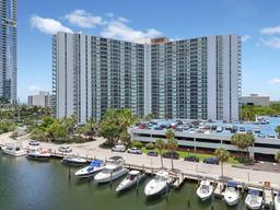 Picture of 100 Bayview Dr # 430, Sunny Isles Beach, FL 33160