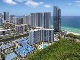 Picture of 100 Bayview Dr # 430, Sunny Isles Beach, FL 33160