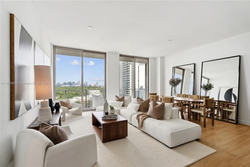 Picture of 2678 Tigertail Ave # 1202B, Miami FL 33133