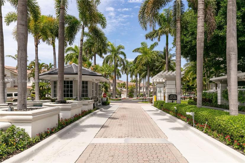 Picture of 21150 Point Place # 2902, Aventura FL 33180