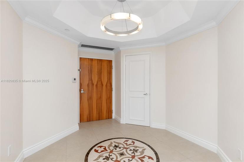 Picture of 21150 Point Place # 2902, Aventura FL 33180