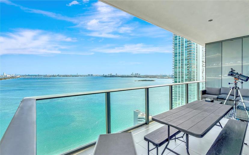 Picture of 480 NE 31St St # 2407, Miami FL 33137