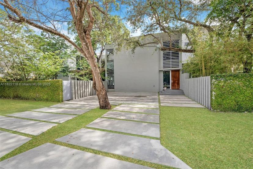 Picture of 6490 SW 84 Street, Miami FL 33143