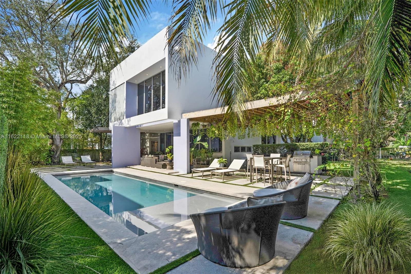 Picture of 6490 SW 84 Street, Miami, FL 33143