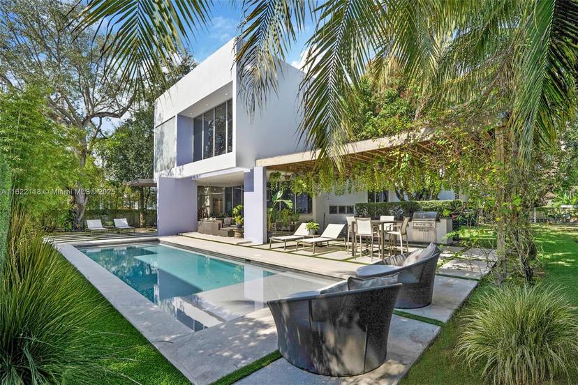 Picture of 6490 SW 84 Street, Miami FL 33143