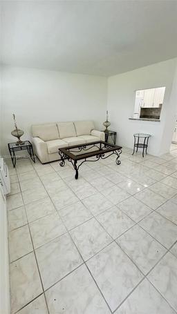 Picture of 163 Coventry G # 163, West Palm Beach, FL 33417