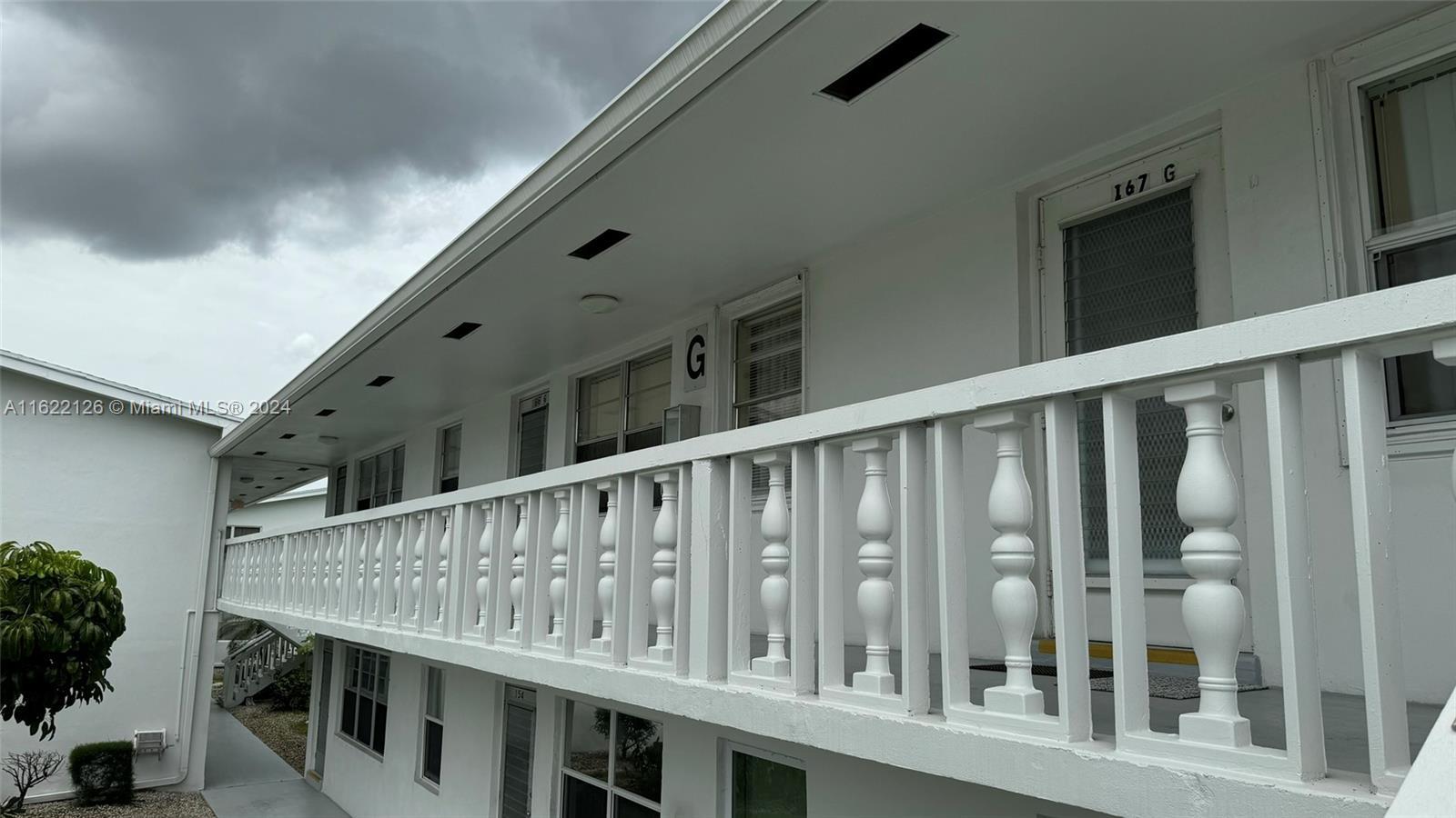 Picture of 163 Coventry G # 163, West Palm Beach, FL 33417