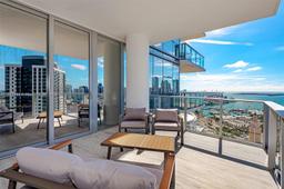Picture of 851 NE 1St Ave # 3412, Miami, FL 33132