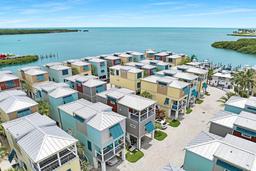Picture of 101 11Th St Ocean 15, Marathon, FL 33050