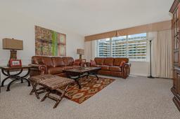 Picture of 5600 Collins Ave # 10E, Miami Beach, FL 33140
