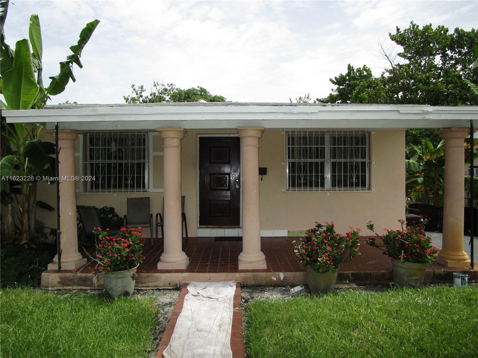 Picture of 1340 NE 143Rd St, North Miami, FL 33161