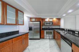 Picture of 3800 S Ocean Dr # 801, Hollywood, FL 33019