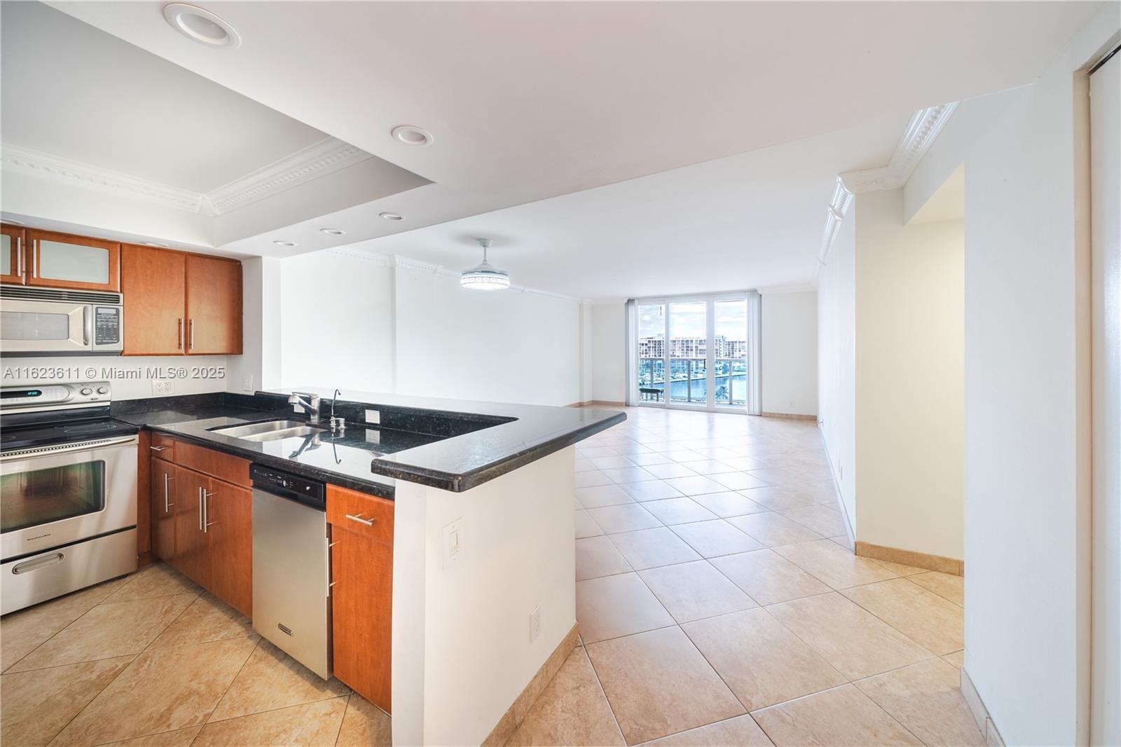 Picture of 3800 S Ocean Dr # 801, Hollywood, FL 33019