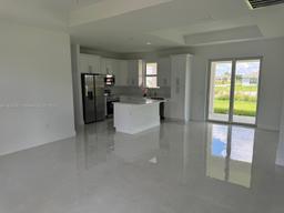 Picture of 2044 Crawford Ave N, Lehigh Acres, FL 33971