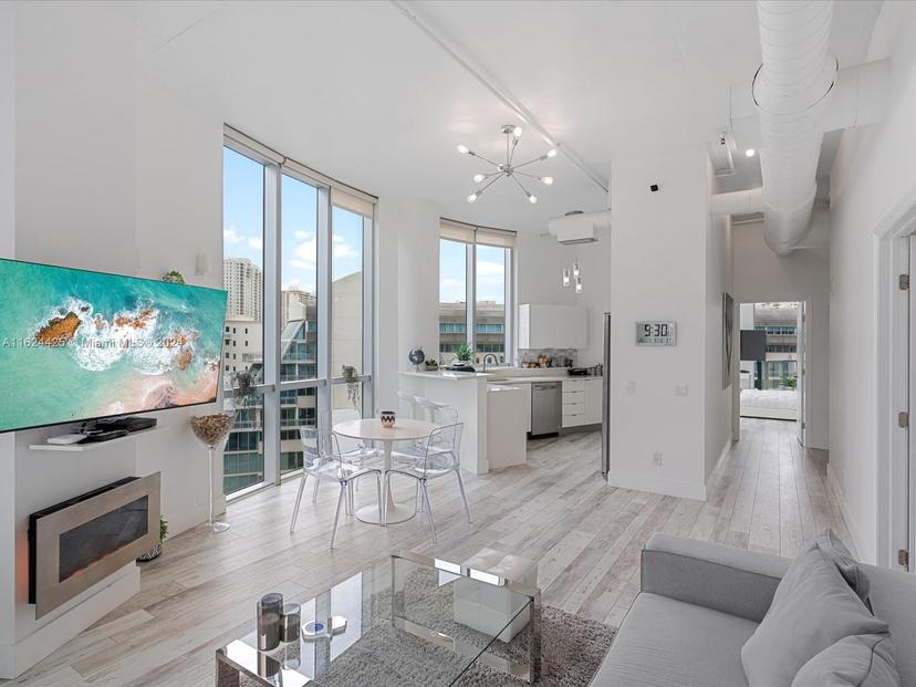 Picture of 3029 NE 188Th St # 725, Aventura FL 33180