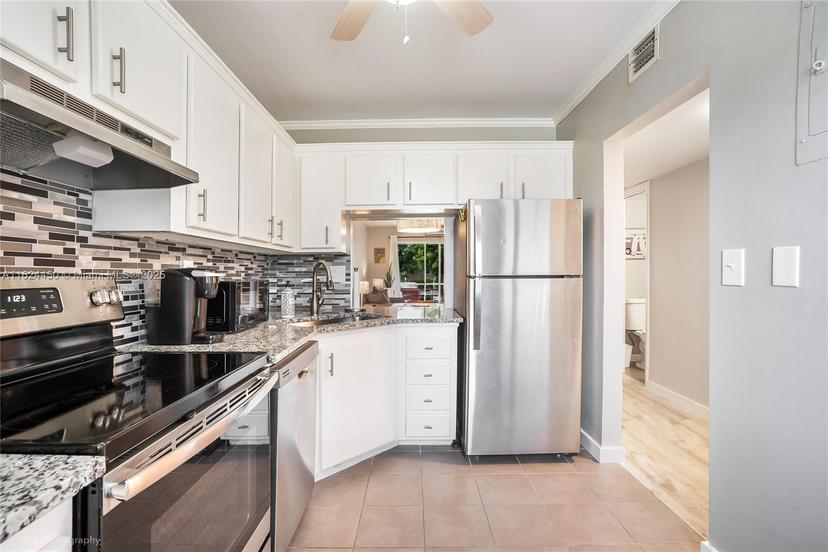 Picture of 860 SE 6Th Ave # 209, Deerfield Beach FL 33441