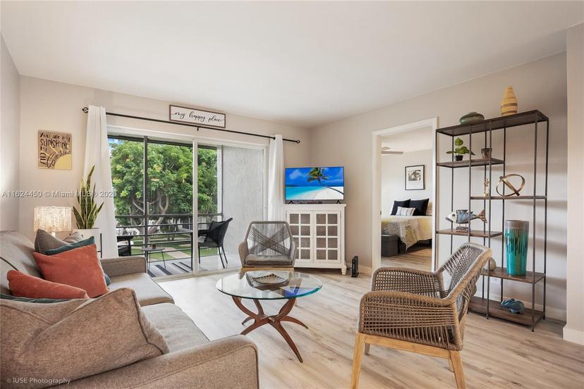 Picture of 860 SE 6Th Ave # 209, Deerfield Beach FL 33441