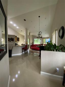 Picture of 10232 Andover Coach Cir # H2, Lake Worth, FL 33449