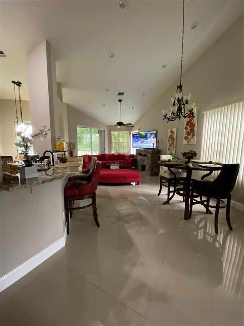 Picture of 10232 Andover Coach Cir # H2, Lake Worth FL 33449