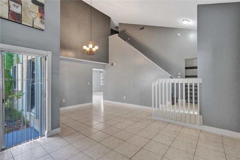 Picture of 14121 Langley Pl, Davie FL 33325