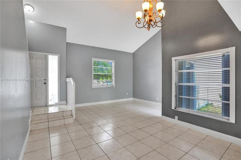 Picture of 14121 Langley Pl, Davie FL 33325