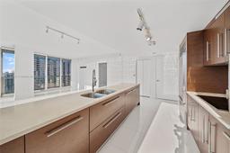 Picture of 475 Brickell Ave # 4715, Miami, FL 33131
