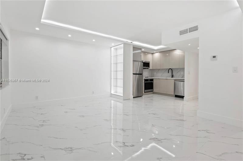Picture of 215 NE 16Th Ave # 105, Fort Lauderdale FL 33301