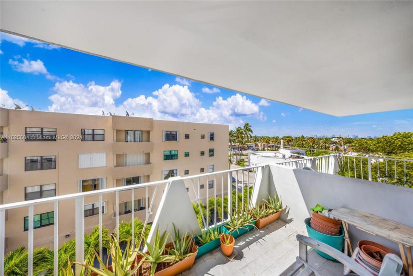 Picture of 7133 Bay Dr # 503, Miami Beach FL 33141