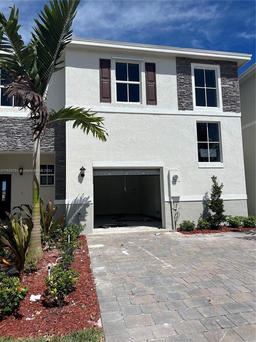 Picture of 1769 SE 7Th Ter, Homestead FL 33034