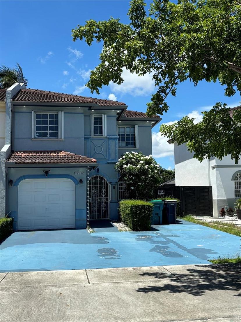 Picture of 13637 SW 264Th Ter, Homestead FL 33032