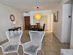 Picture of 3901 S Ocean Dr # 5C, Hollywood, FL 33019