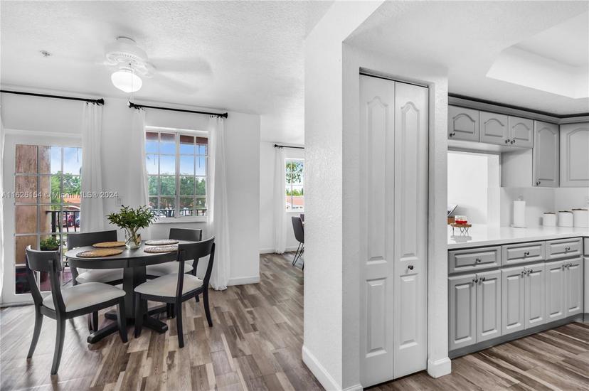 Picture of 17425 NW 75Th Pl # 206, Hialeah FL 33015