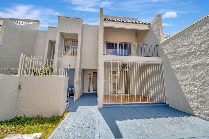 Picture of 1809 NW 58Th Ave # 18, Lauderhill FL 33313