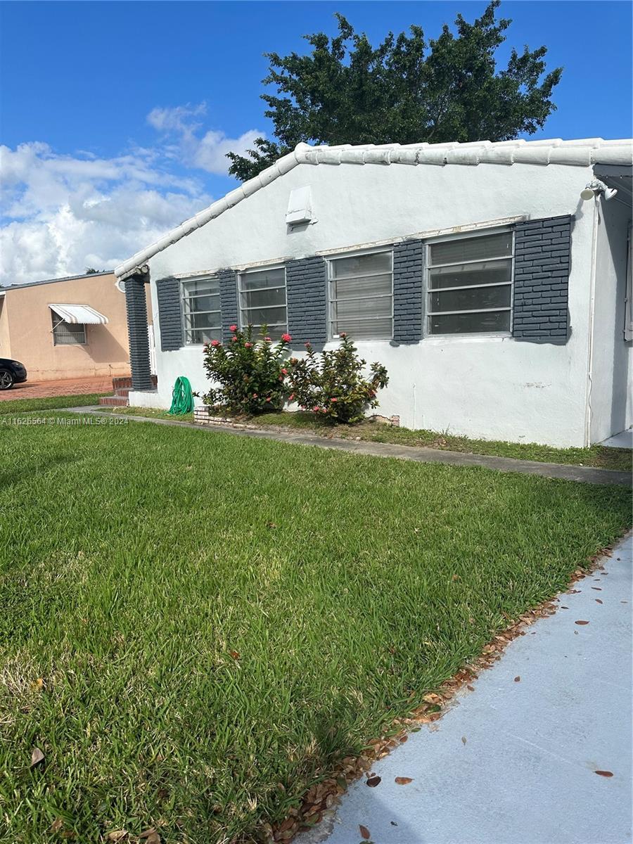 Picture of 1619 Moffett St, Hollywood, FL 33020