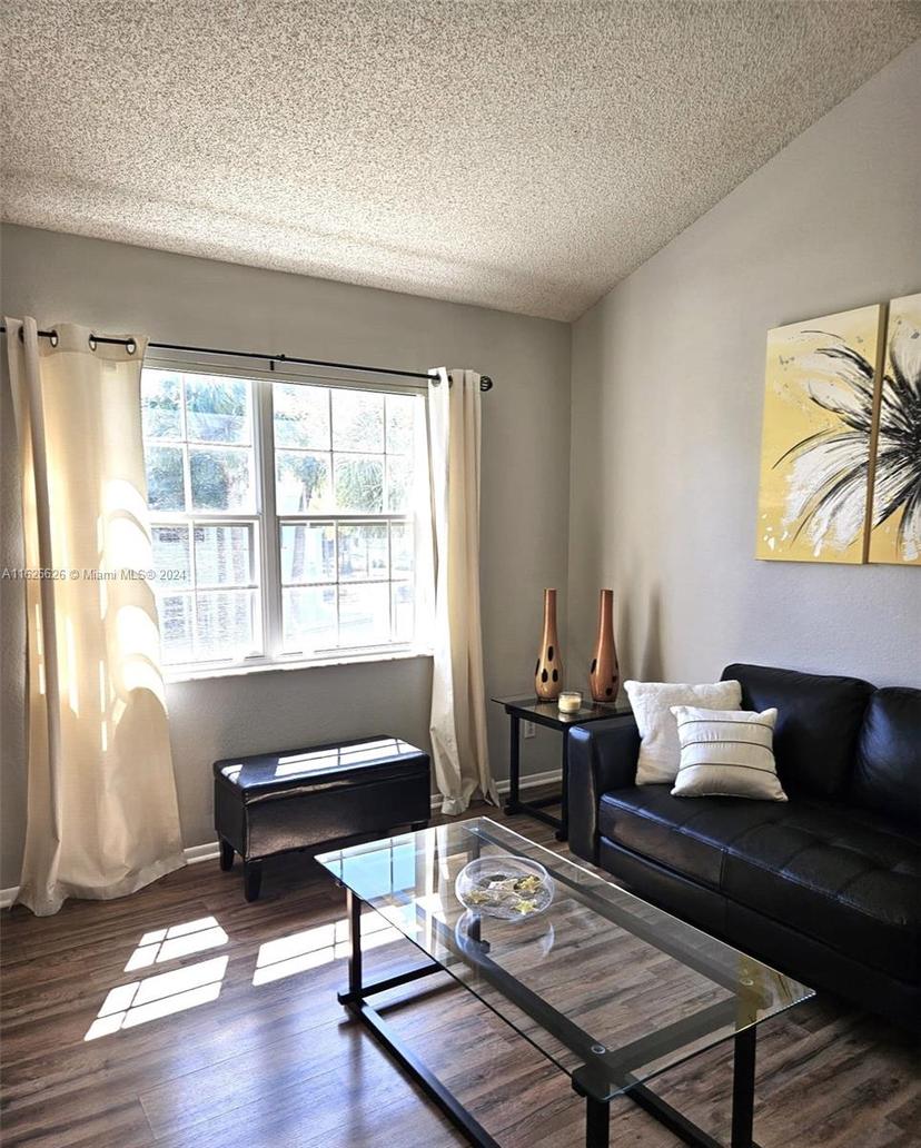 Picture of 1624 SE Green Acres Cir # 201, Port St. Lucie FL 34952