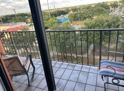 Picture of 1800 W 54 St # 406, Hialeah, FL 33012