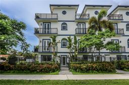 Picture of 645 NE 9Th Ave, Fort Lauderdale, FL 33304