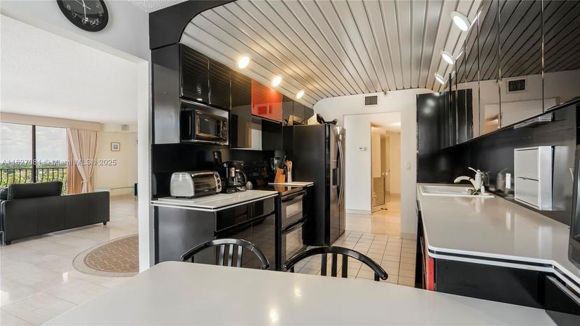 Picture of 8877 Collins Ave # 1107, Surfside FL 33154