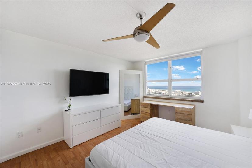 Picture of 90 Alton Rd # 2909, Miami Beach FL 33139