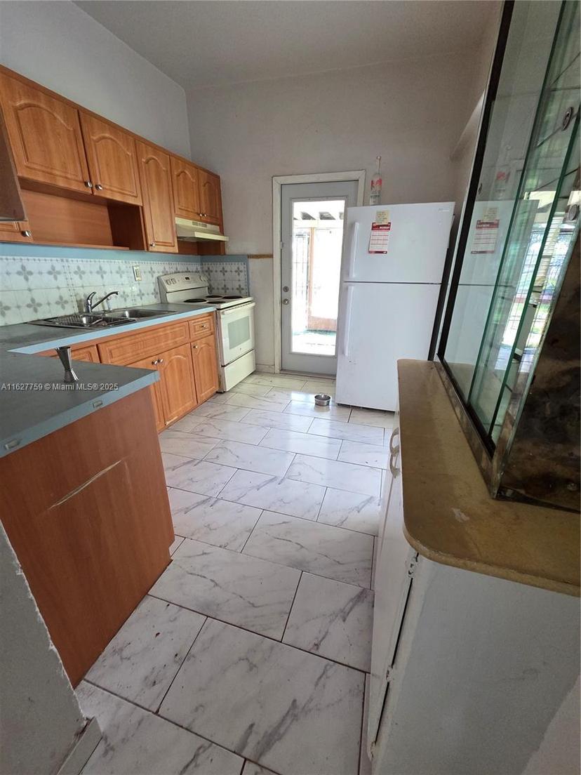 Picture of 1050 NW 142Nd St, Miami FL 33168