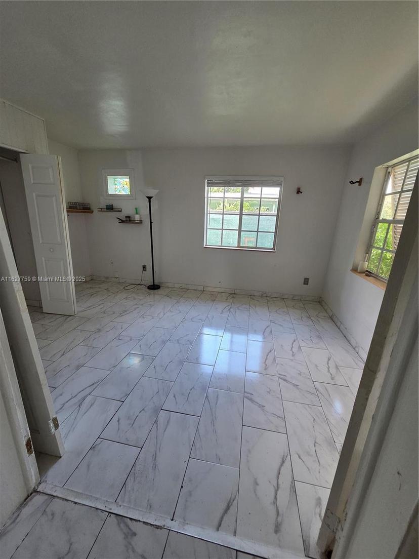 Picture of 1050 NW 142Nd St, Miami FL 33168