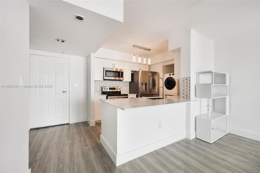 Picture of 1155 Brickell Bay Dr # 2907, Miami FL 33131