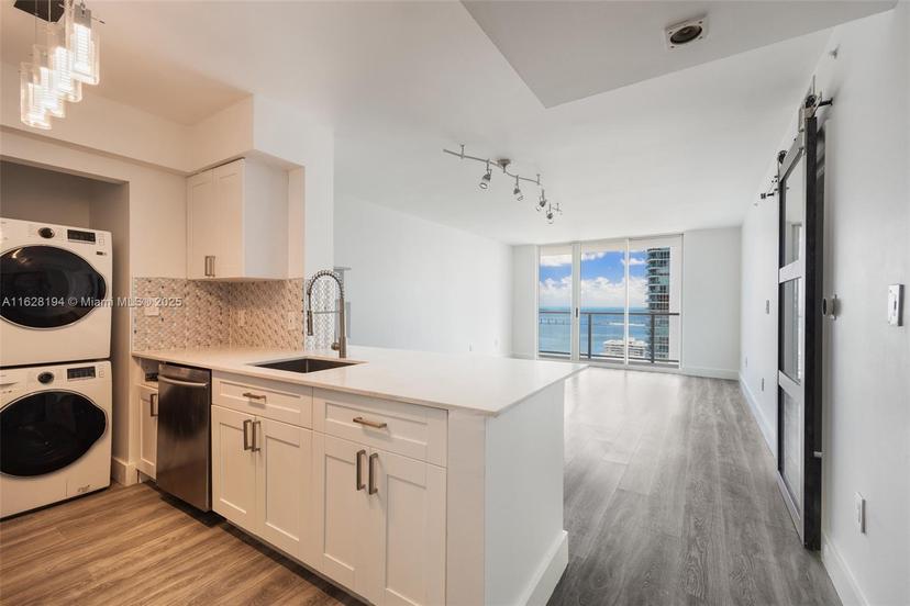 Picture of 1155 Brickell Bay Dr # 2907, Miami FL 33131