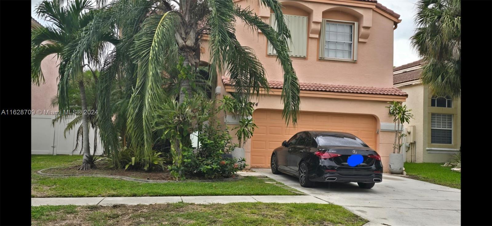 Picture of 1474 NW 153Rd Ln, Pembroke Pines, FL 33028