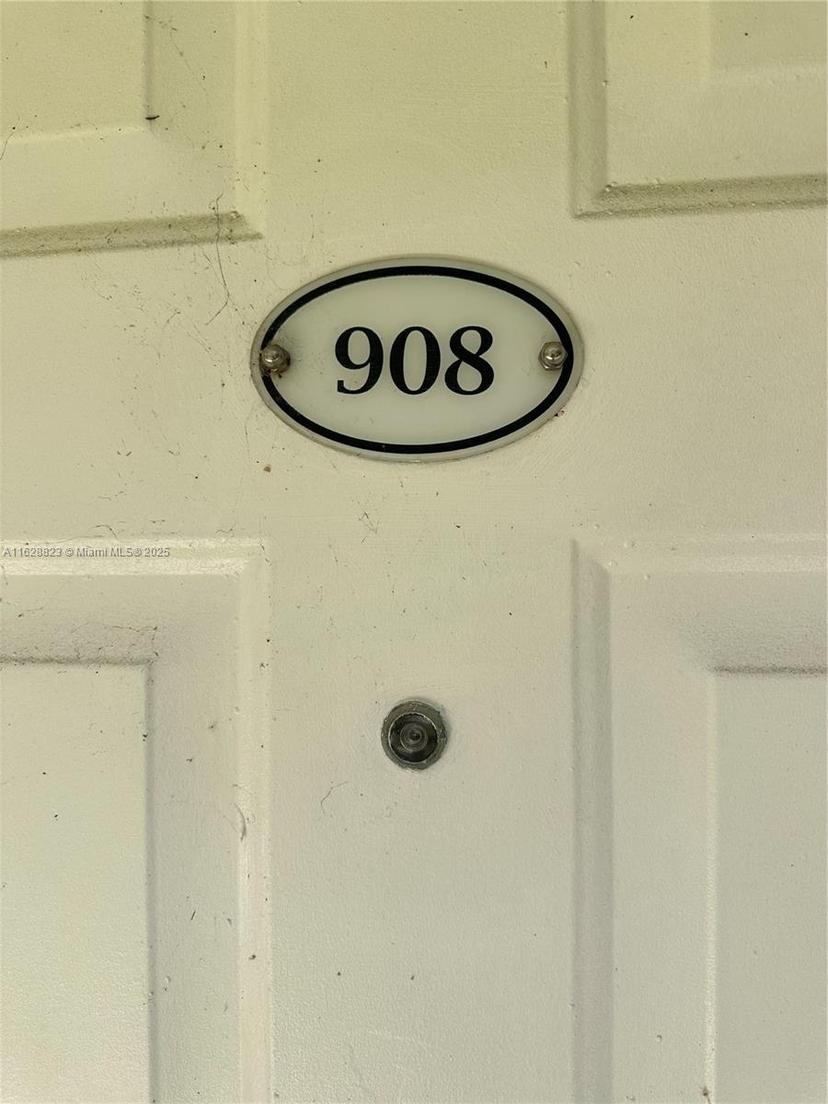 Picture of 8600 SW 67Th Ave # 908, Pinecrest FL 33156