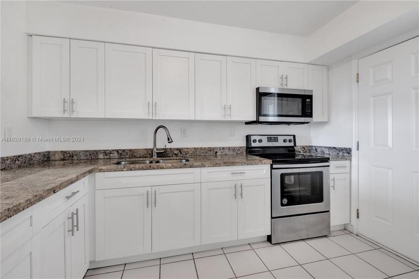 Picture of 1140 NE 191St St # D24, Miami FL 33179
