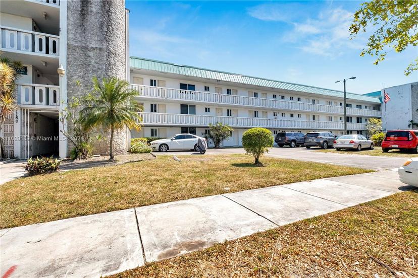 Picture of 1140 NE 191St St # D24, Miami FL 33179