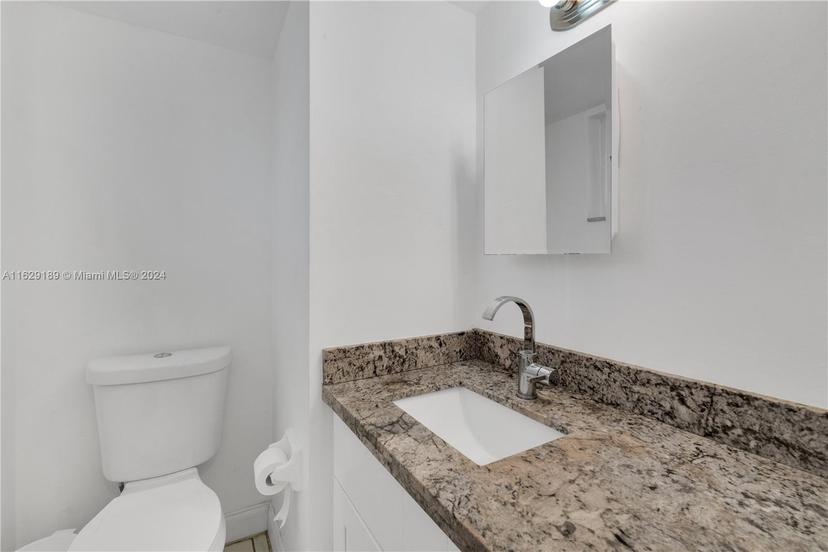 Picture of 1140 NE 191St St # D24, Miami FL 33179
