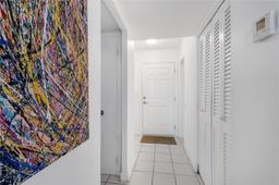 Picture of 1140 NE 191St St # D24, Miami, FL 33179